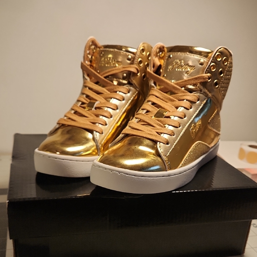 Pastry Metallic Gold Sneakers